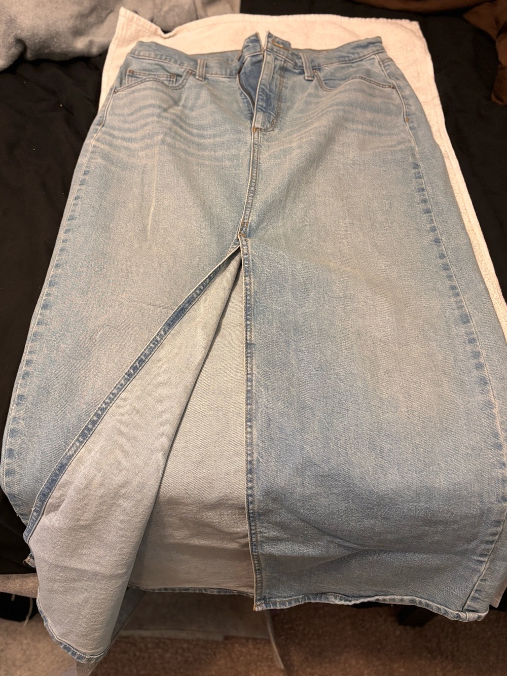 Light Blue Denim Pencil Skirt - Classic High-Waist Style